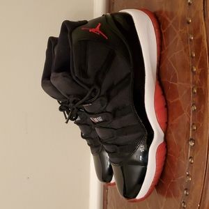 Air Jordan 11 retro BRED Size 12